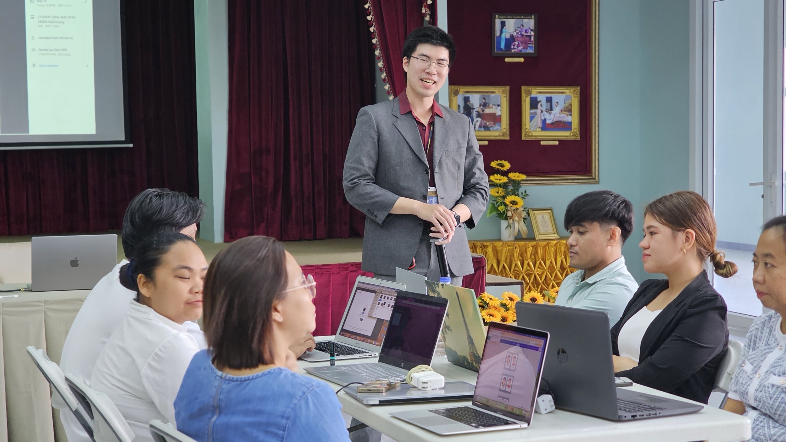 P1 Thailand — in the room